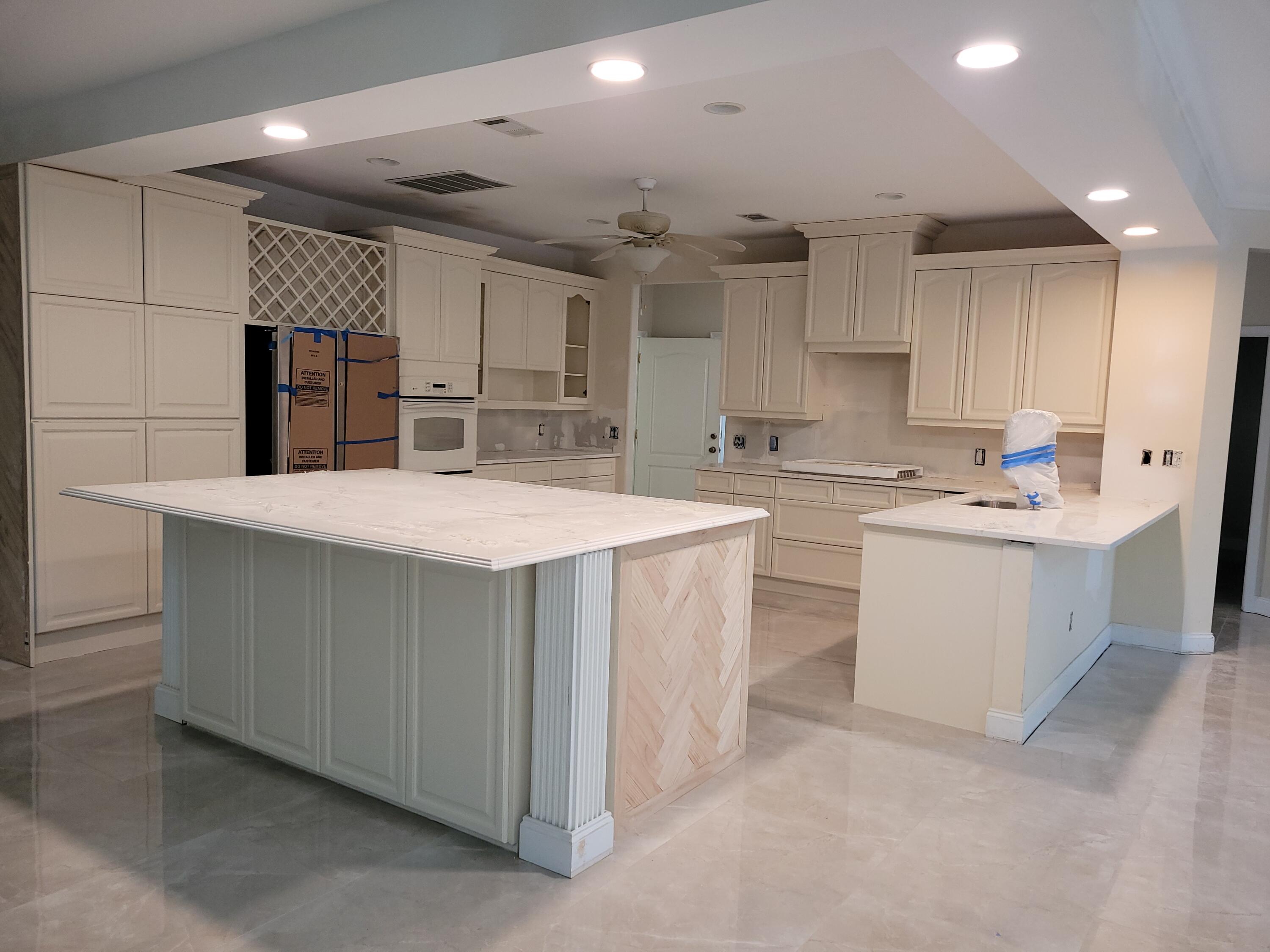 BAYTOWNE AVE EAST - Residential Lease