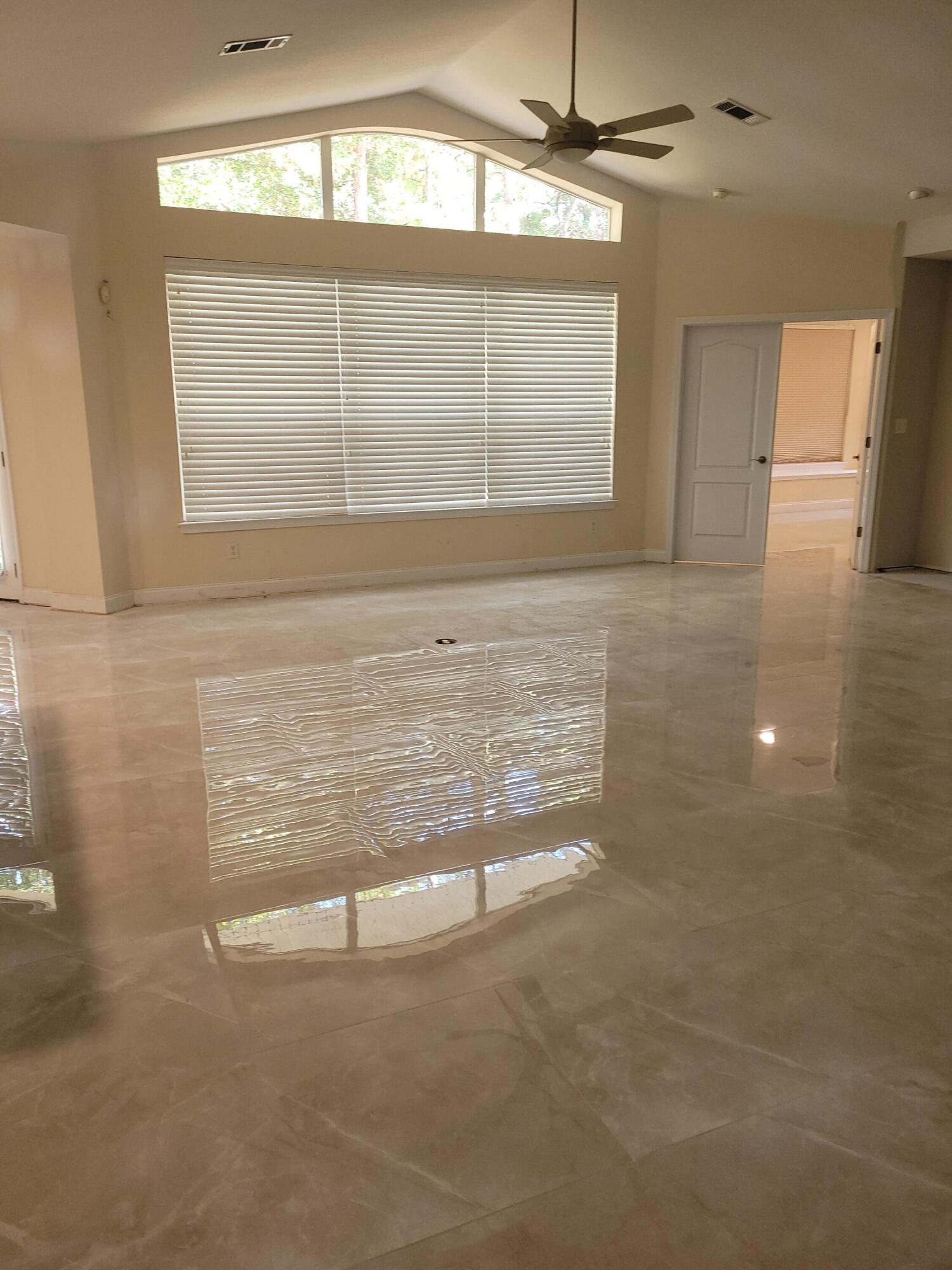 BAYTOWNE AVE EAST - Residential Lease