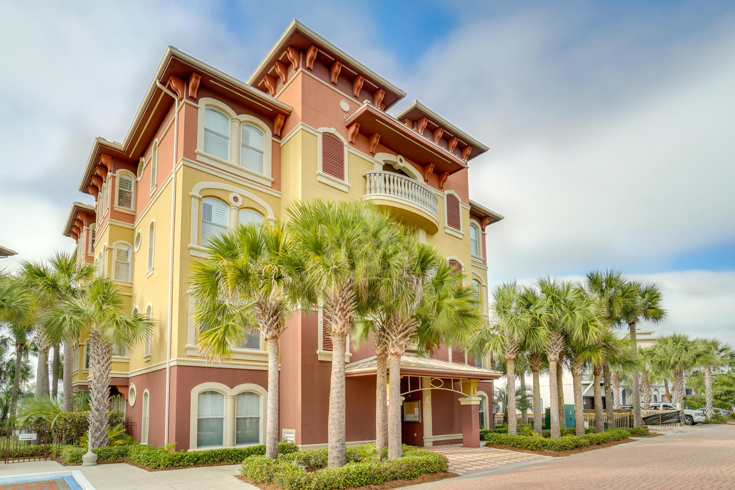 VILLAS AT SEACREST BEACH - Residential