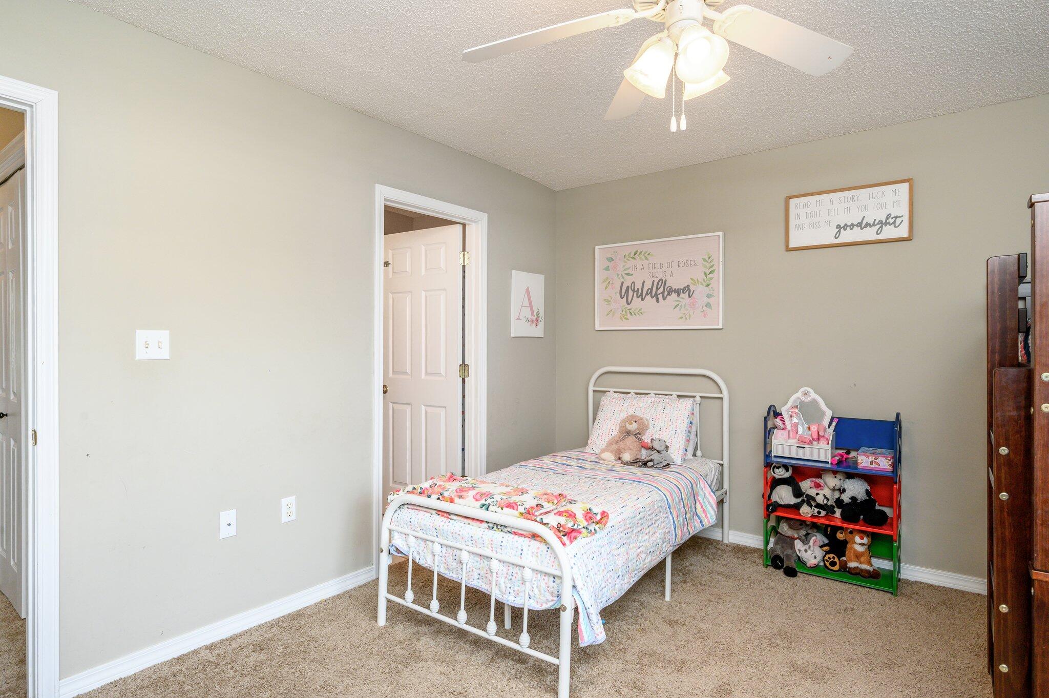OAK PARK TOWNHOMES - Residential