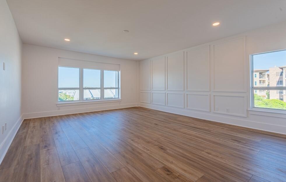 WHITE CLIFFS CONDO - Residential