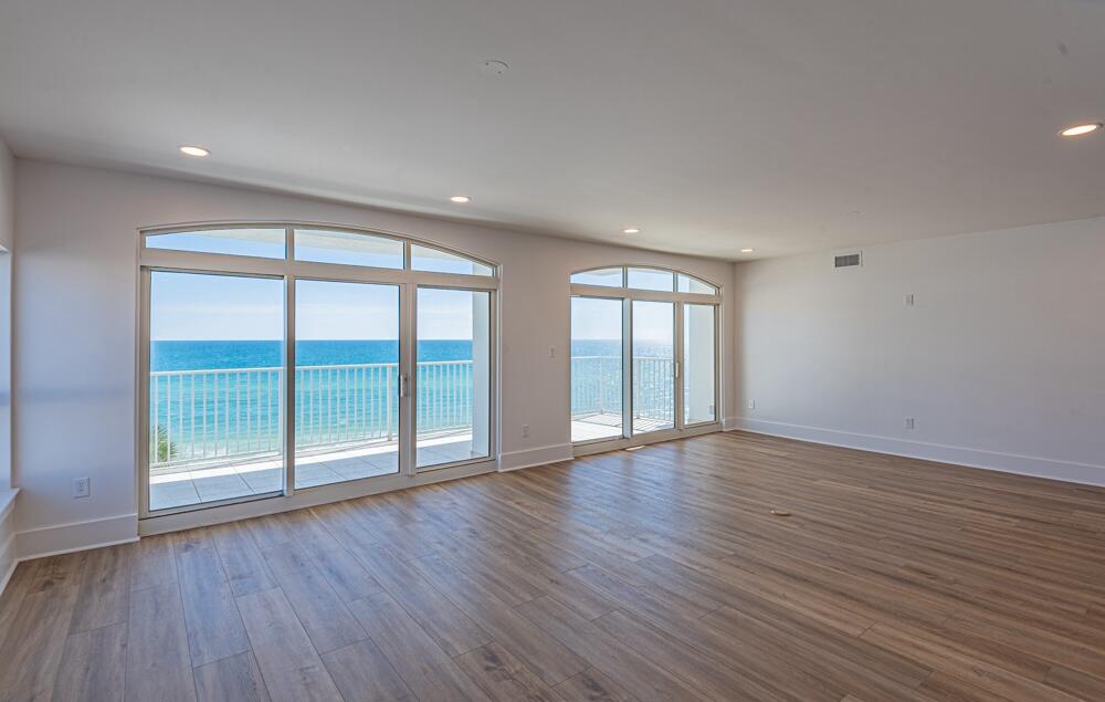 WHITE CLIFFS CONDO - Residential