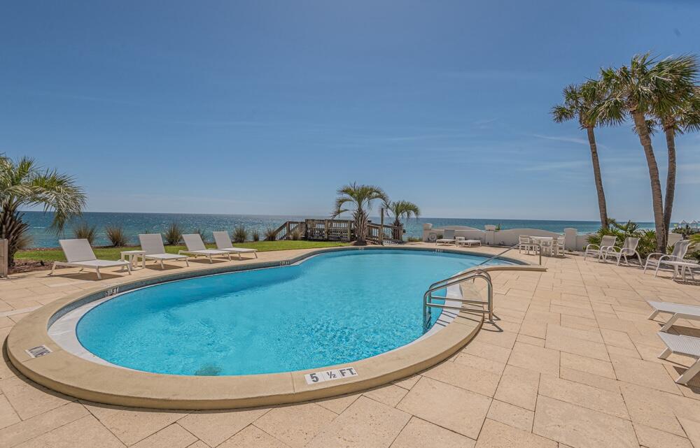 WHITE CLIFFS CONDO - Residential