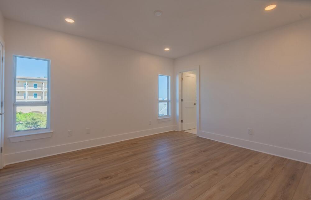 WHITE CLIFFS CONDO - Residential