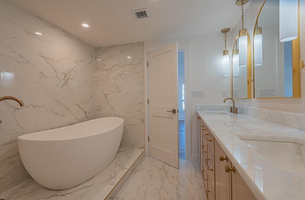 WHITE CLIFFS CONDO - Residential