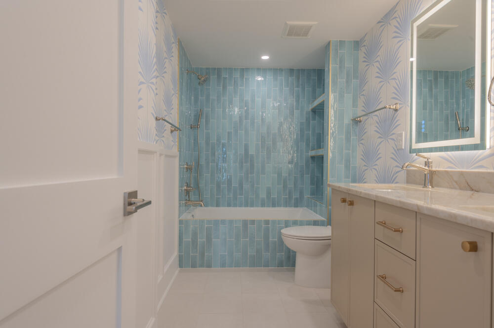 WHITE CLIFFS CONDO - Residential