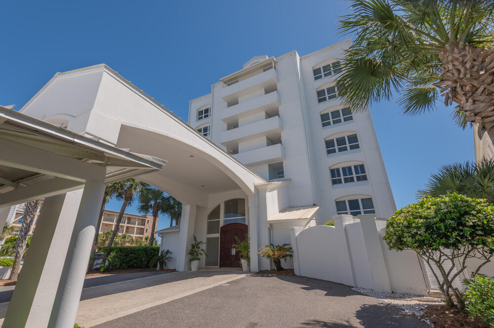 WHITE CLIFFS CONDO - Residential