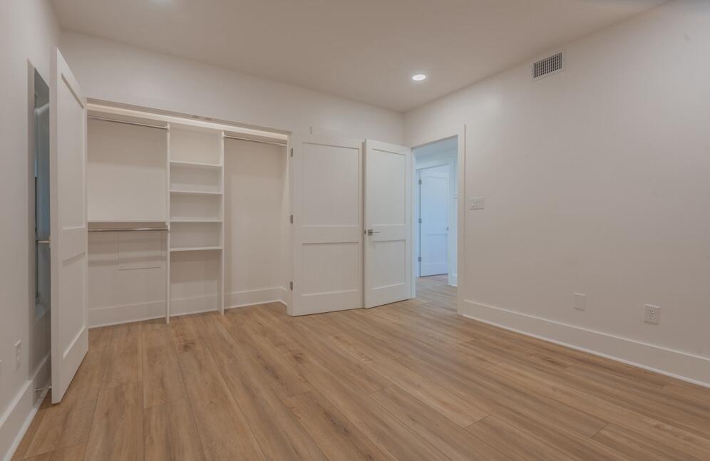 WHITE CLIFFS CONDO - Residential