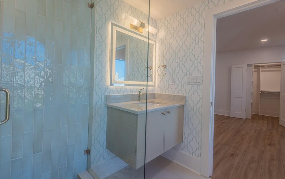 WHITE CLIFFS CONDO - Residential