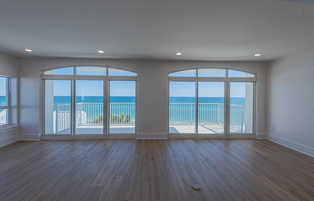 WHITE CLIFFS CONDO - Residential