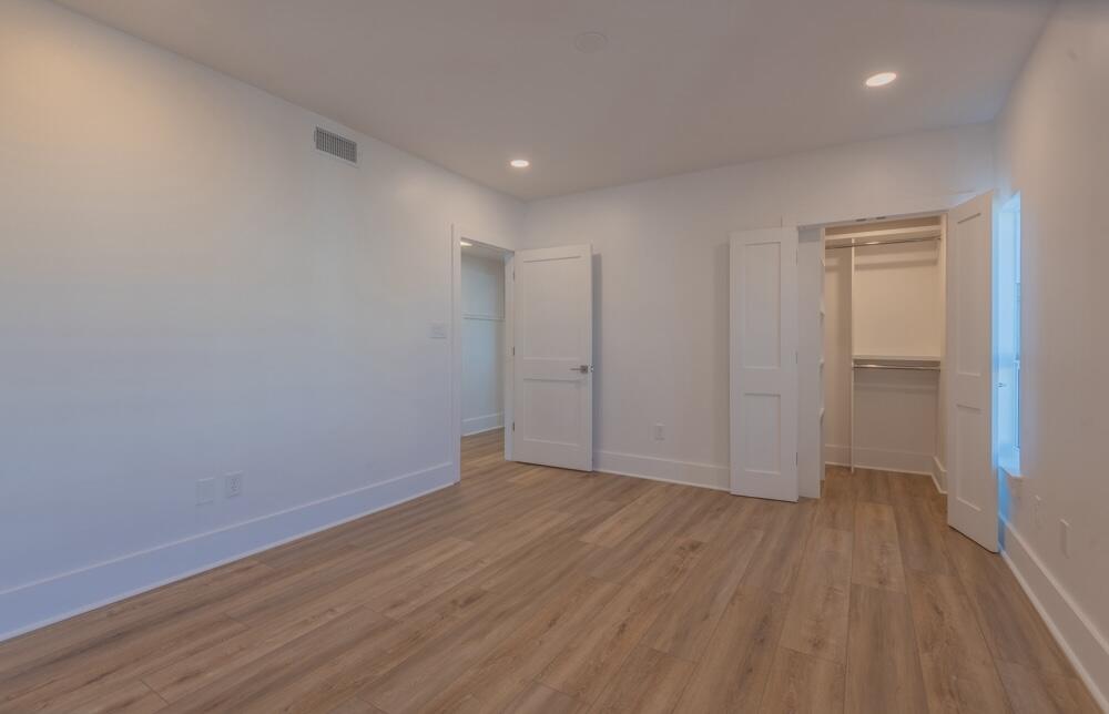 WHITE CLIFFS CONDO - Residential