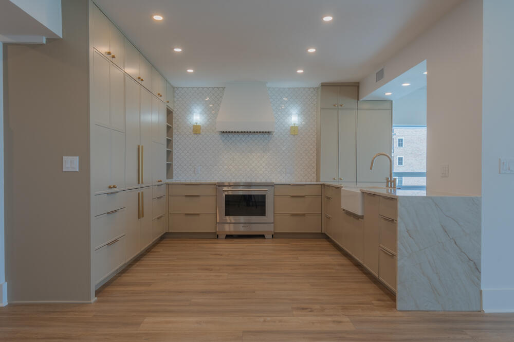 WHITE CLIFFS CONDO - Residential
