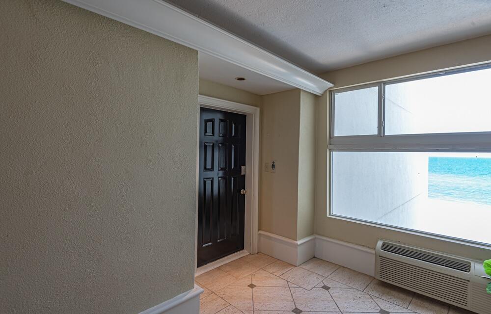 WHITE CLIFFS CONDO - Residential