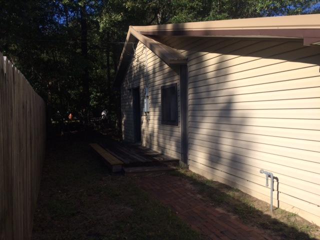 CRESTVIEW - Residential Lease