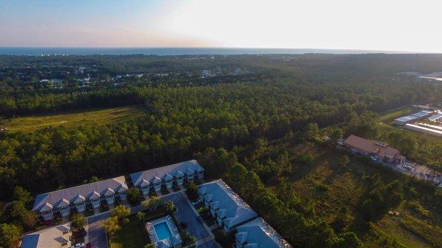 SOUTH HAVEN TOWNHOMES - Residential
