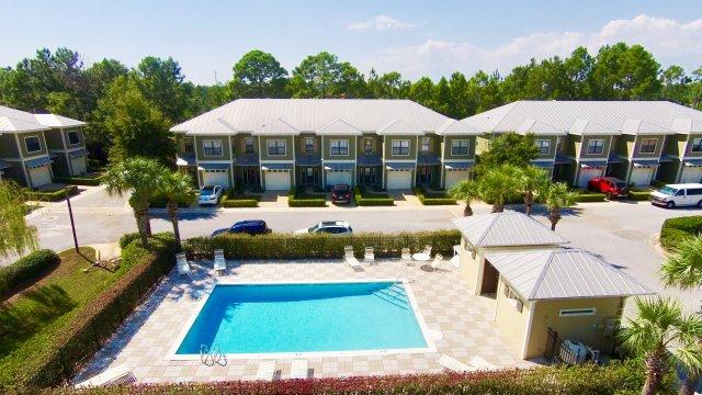 SOUTH HAVEN TOWNHOMES - Residential