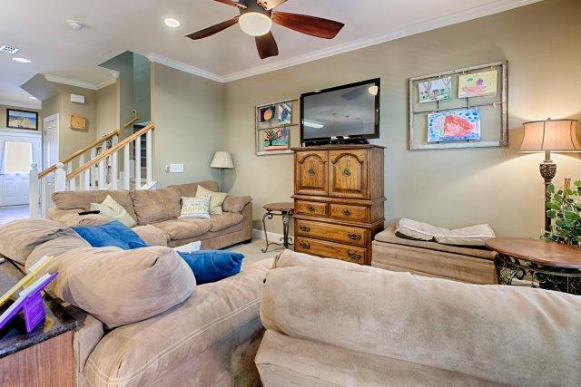 SOUTH HAVEN TOWNHOMES - Residential