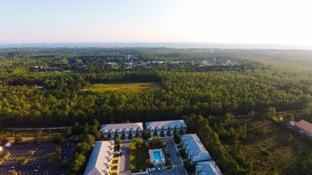 SOUTH HAVEN TOWNHOMES - Residential