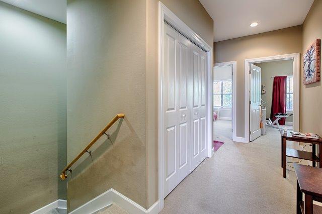 SOUTH HAVEN TOWNHOMES - Residential