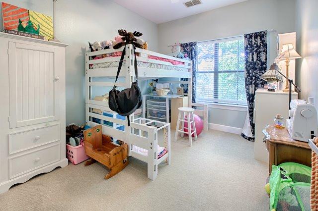 SOUTH HAVEN TOWNHOMES - Residential
