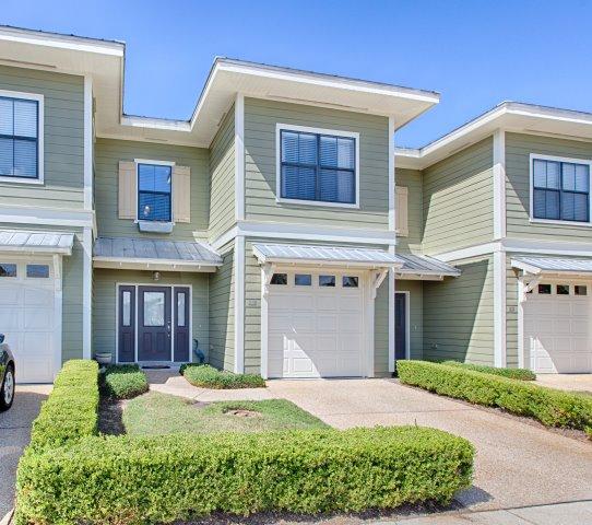 SOUTH HAVEN TOWNHOMES - Residential