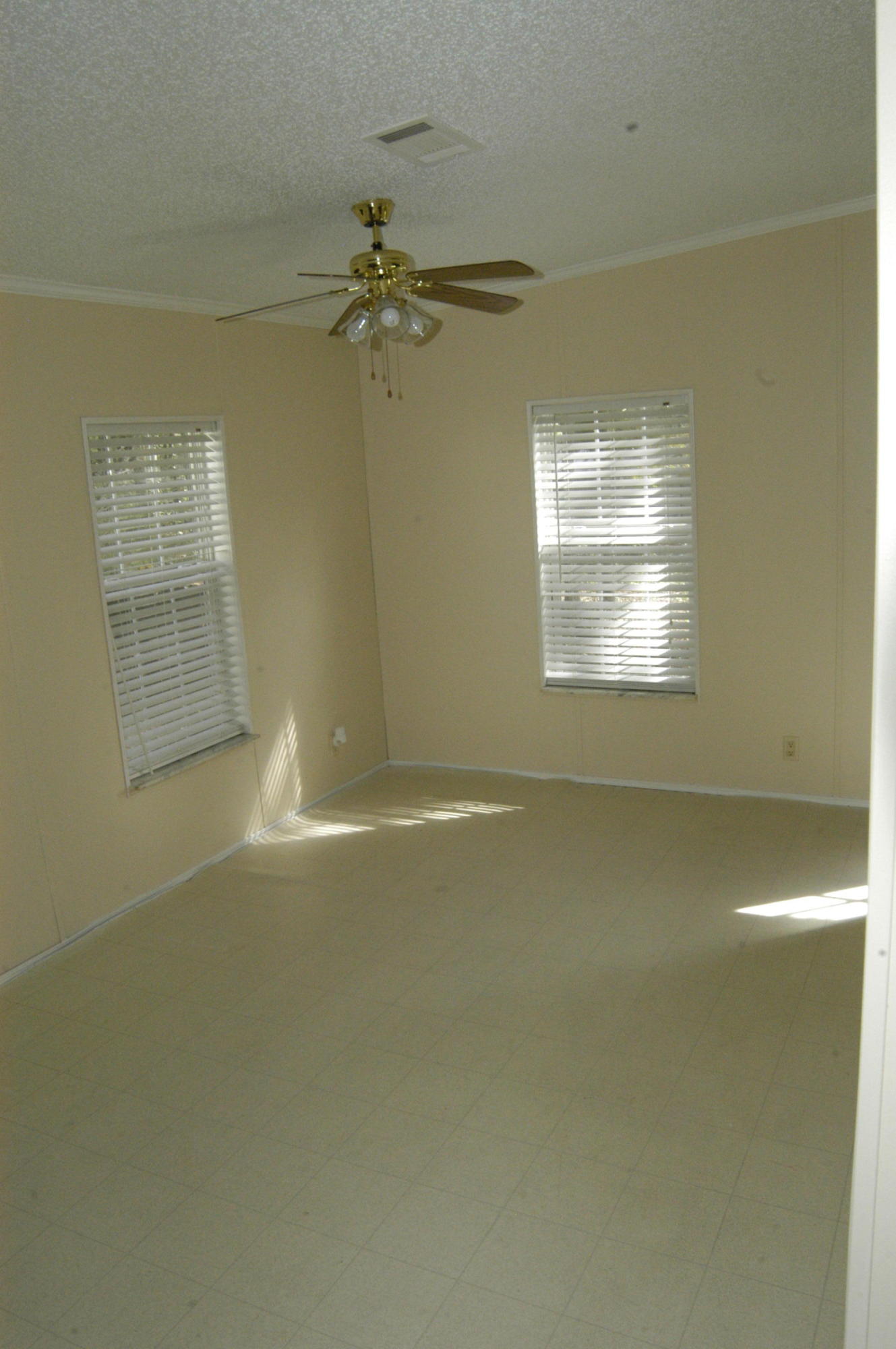 MAGNOLIA BAYE - Residential