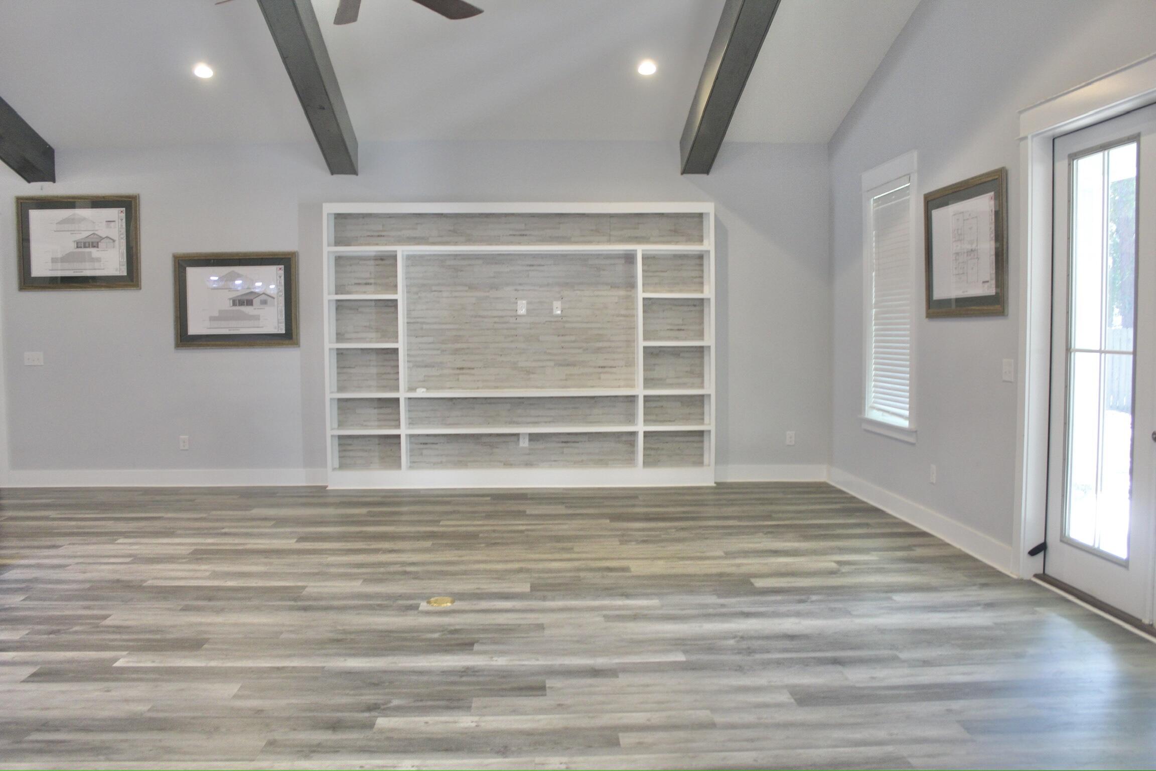 SEABREEZE 3RD ADDN - Residential