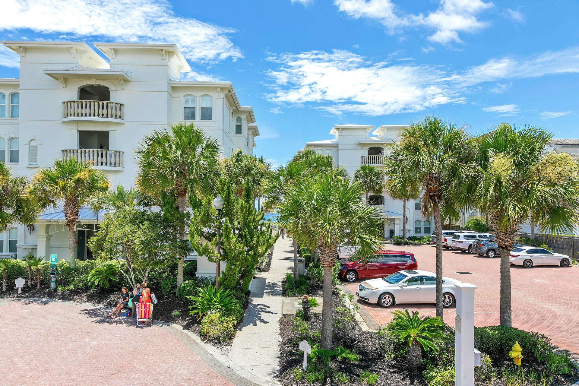 SUNSET BEACH - Residential