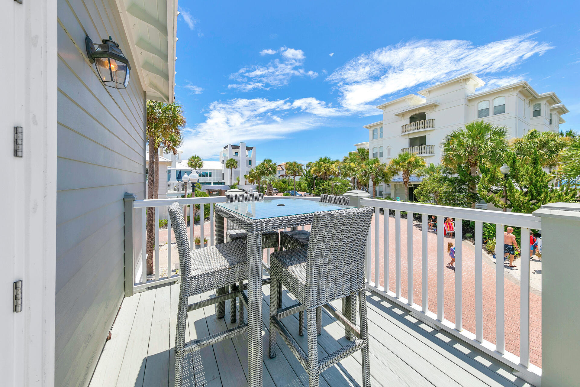 SUNSET BEACH - Residential