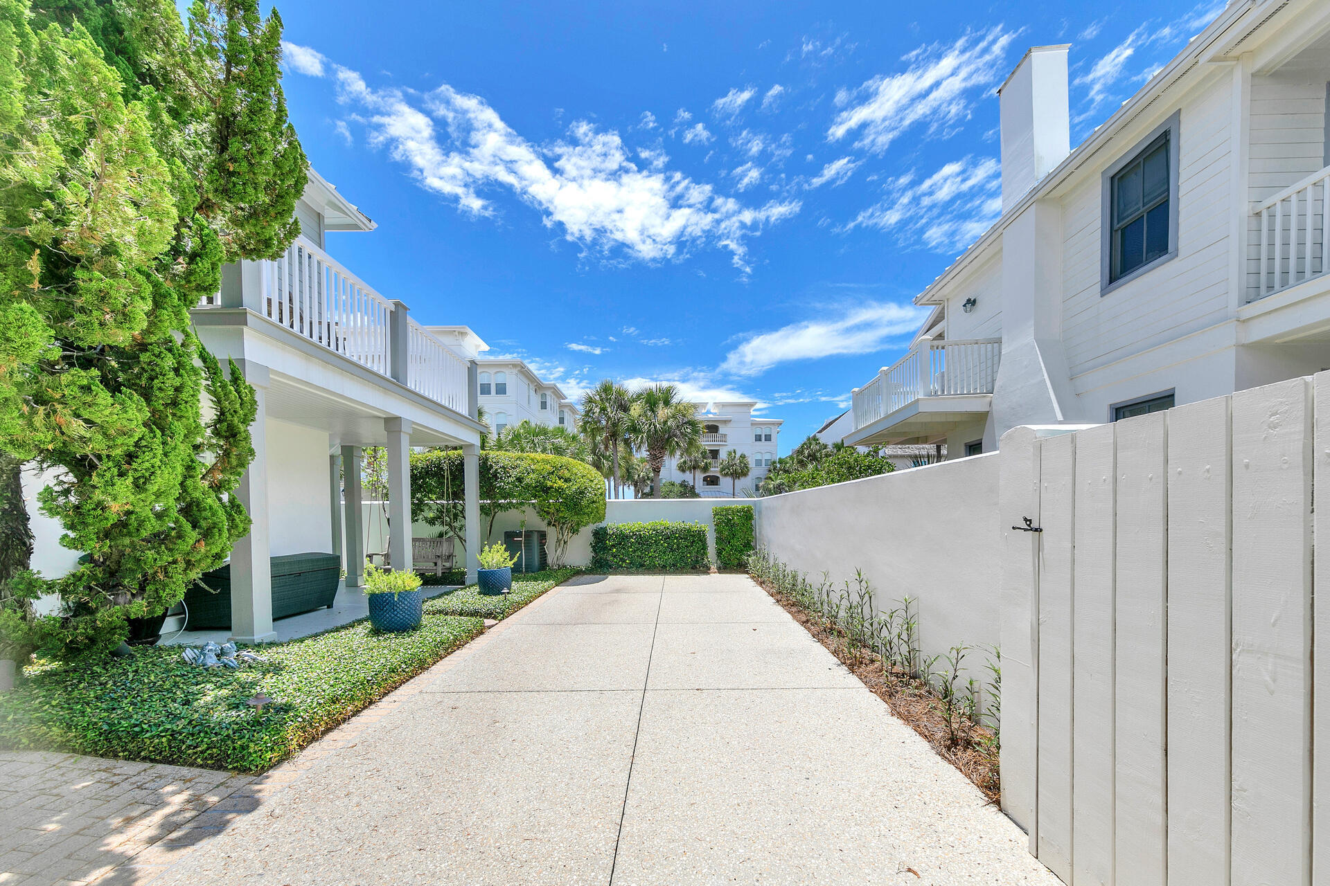 SUNSET BEACH - Residential