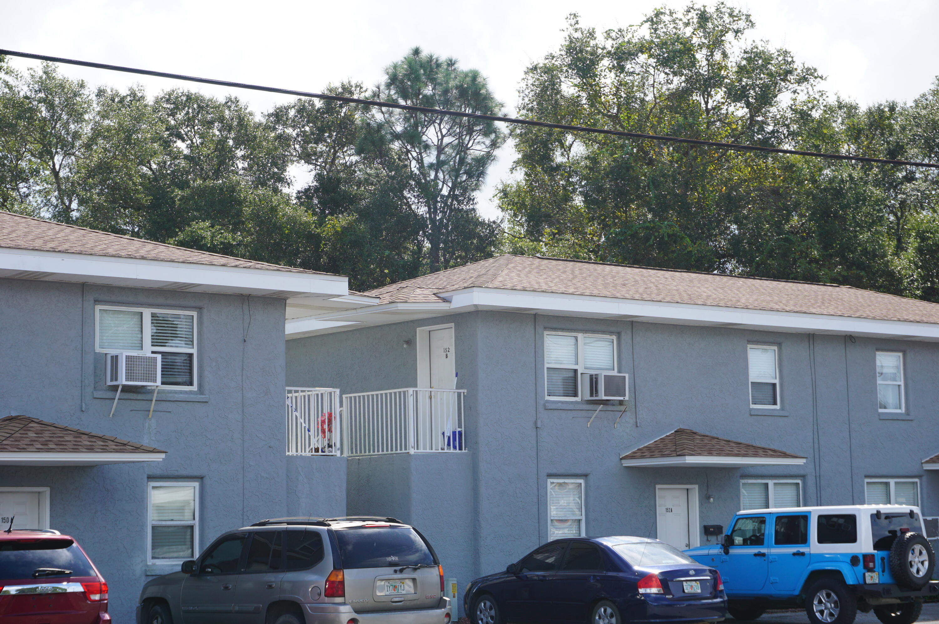 Parkway Apartments - Residential Lease