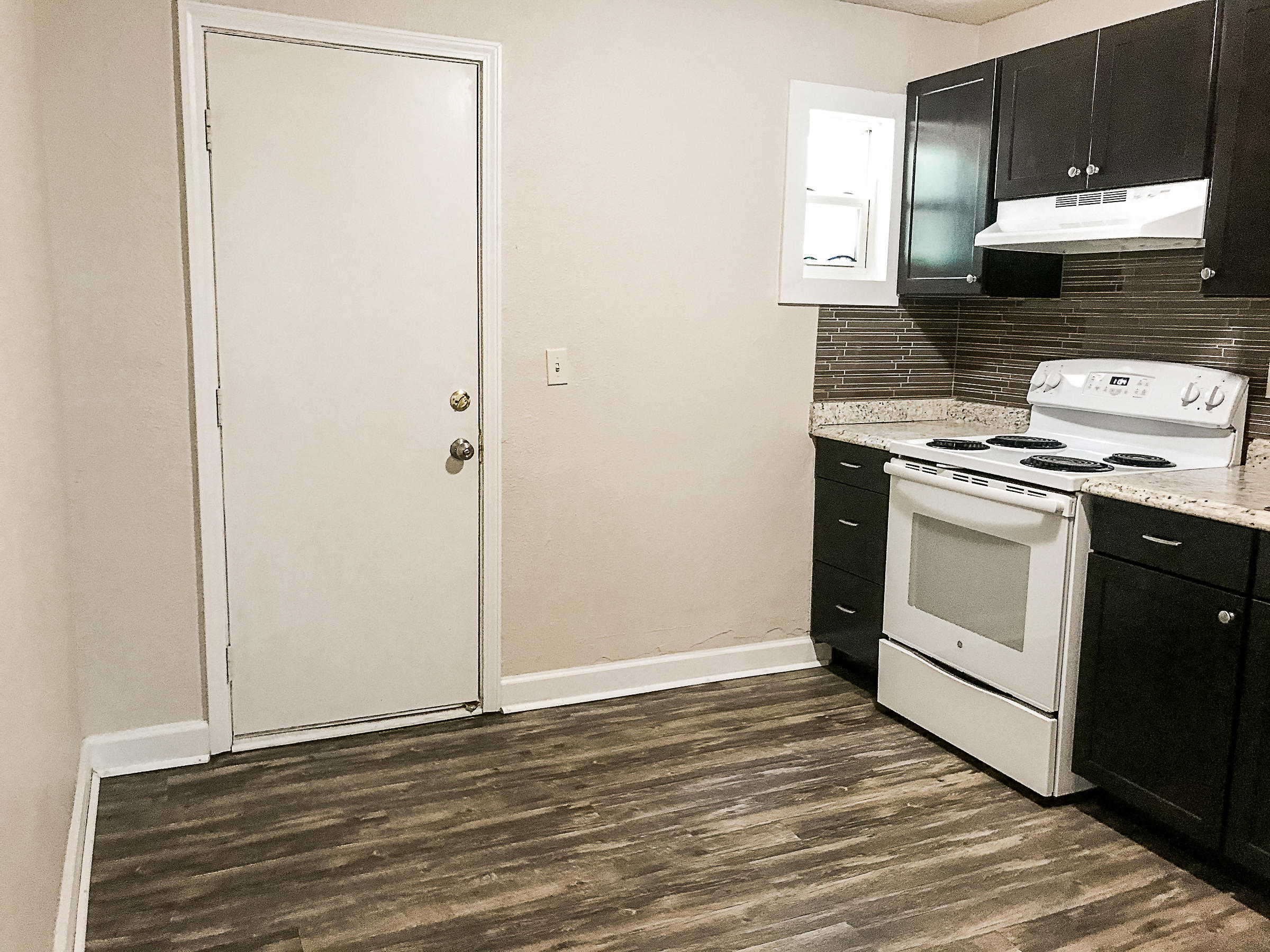 Parkway Apartments - Residential Lease