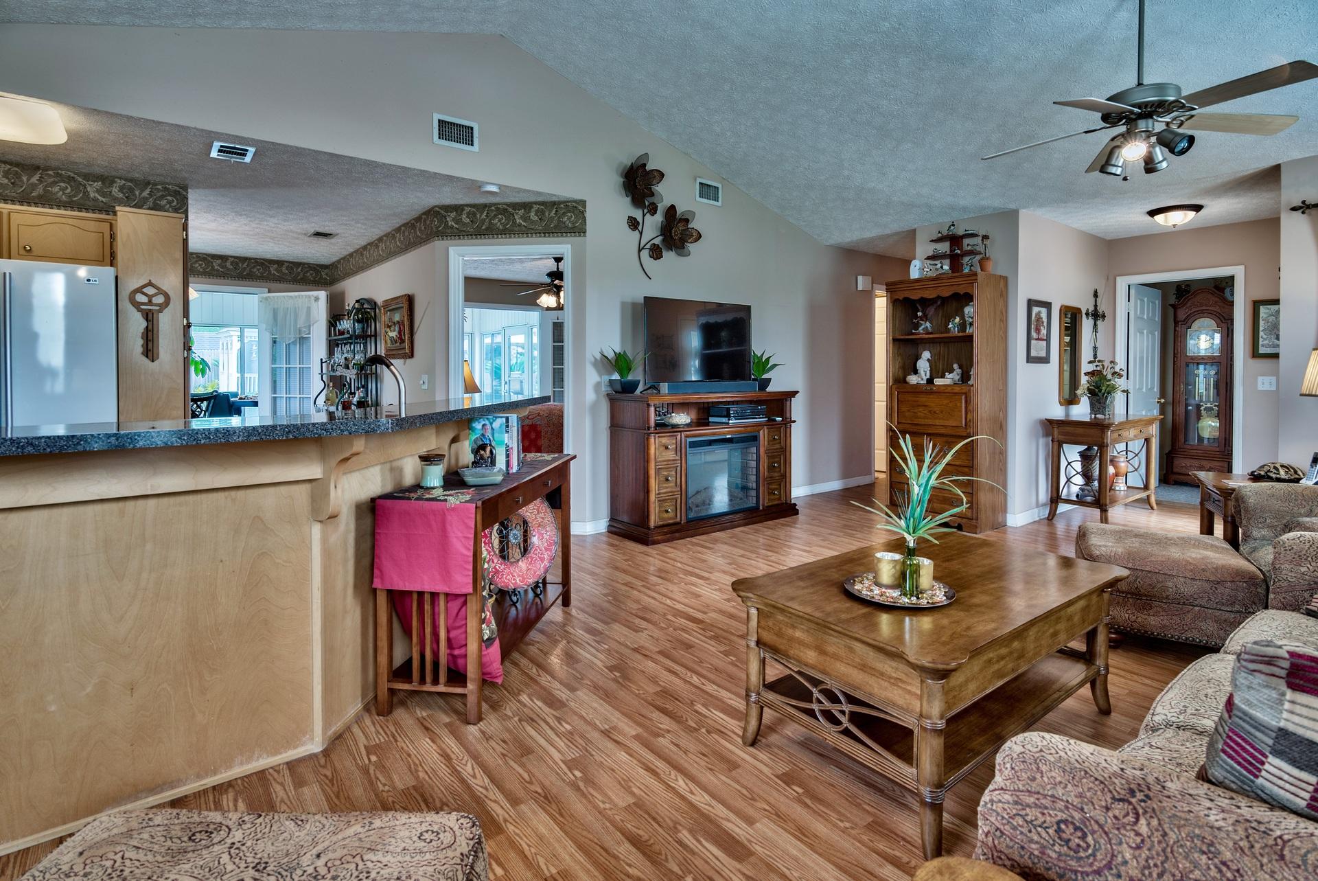 WHITE SANDS ESTATES - Residential
