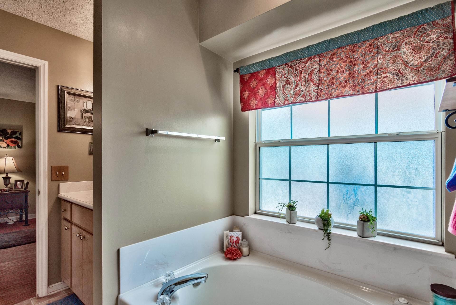 WHITE SANDS ESTATES - Residential