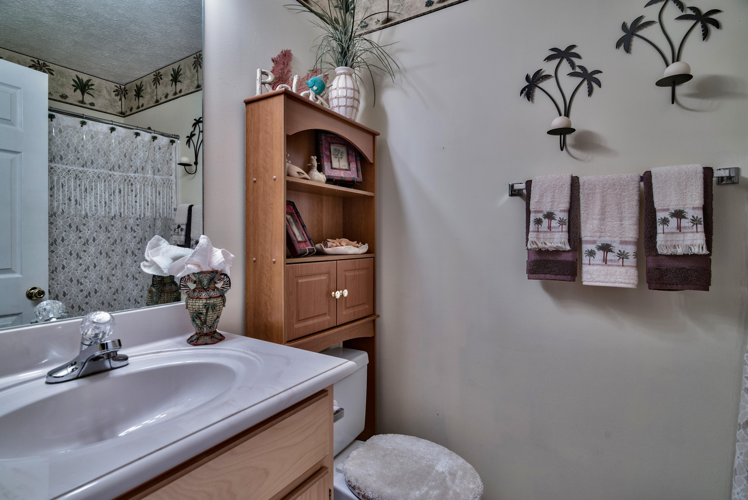 WHITE SANDS ESTATES - Residential