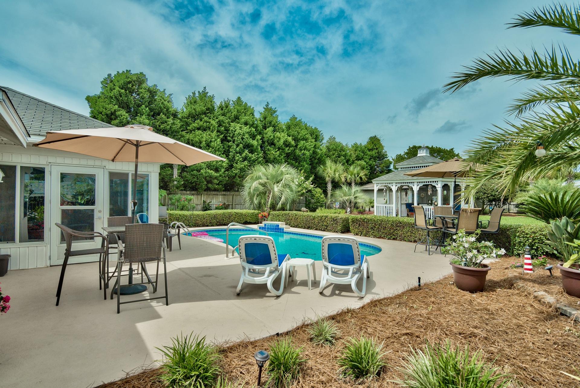 WHITE SANDS ESTATES - Residential
