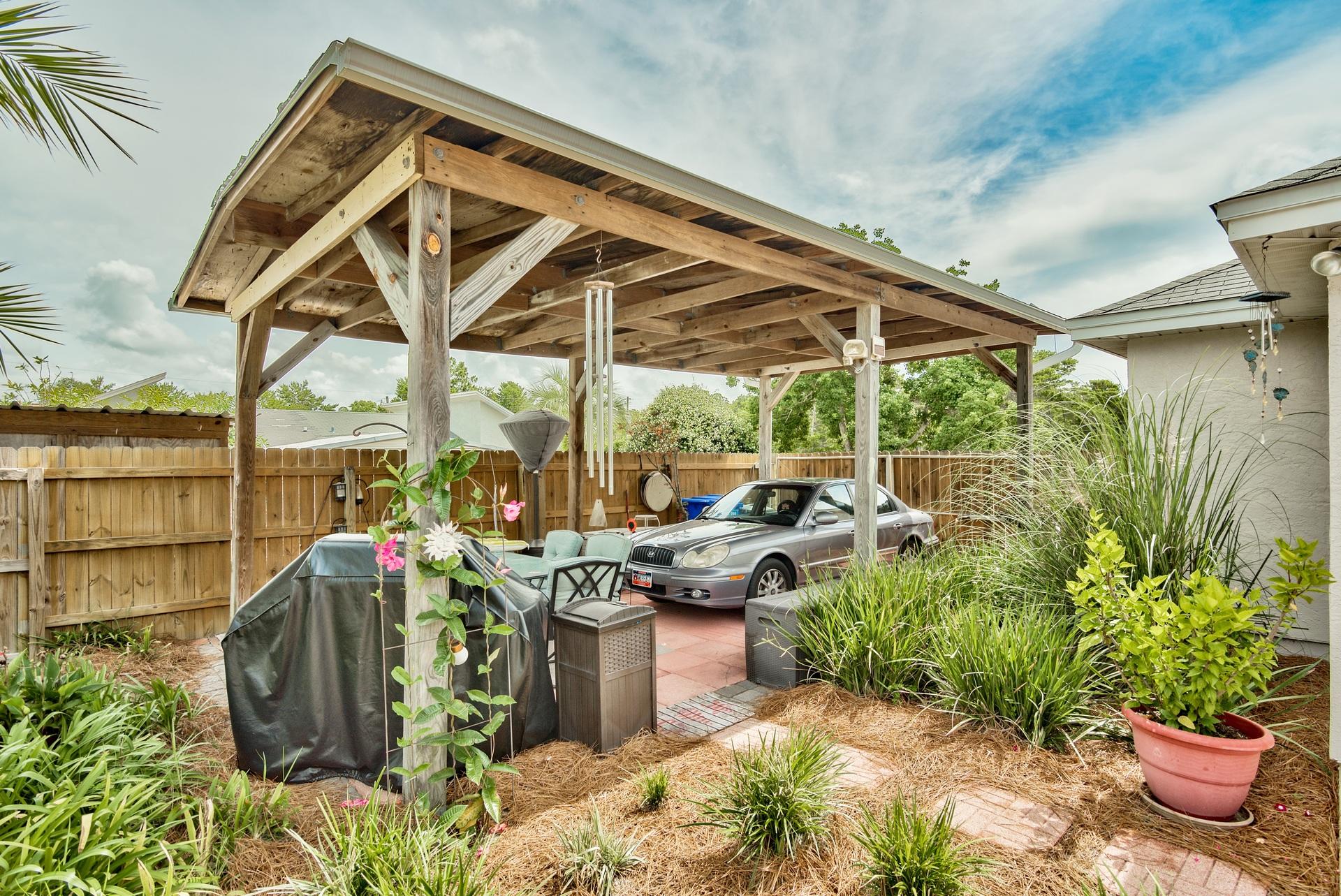 WHITE SANDS ESTATES - Residential