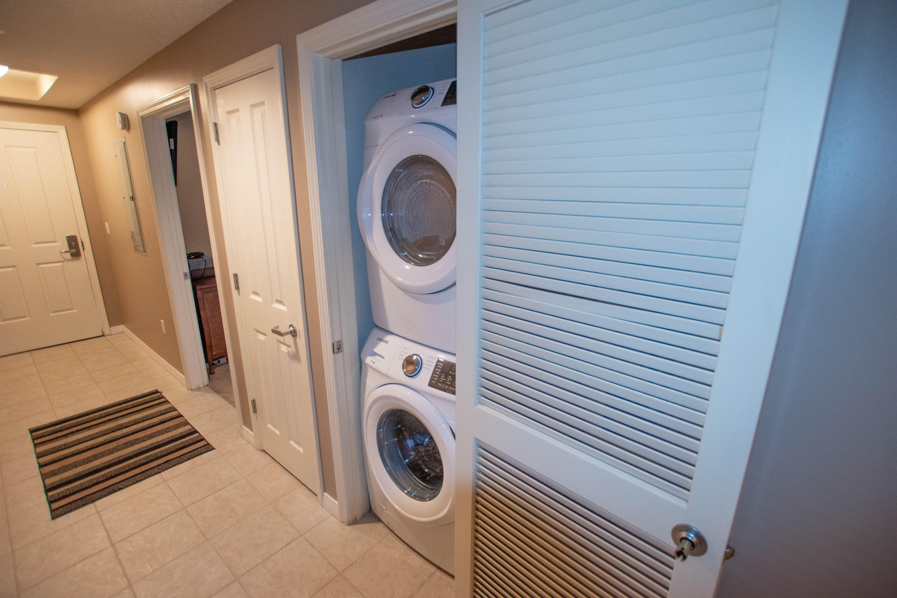 DESTIN WEST BEACH & BAY RESORT - Residential