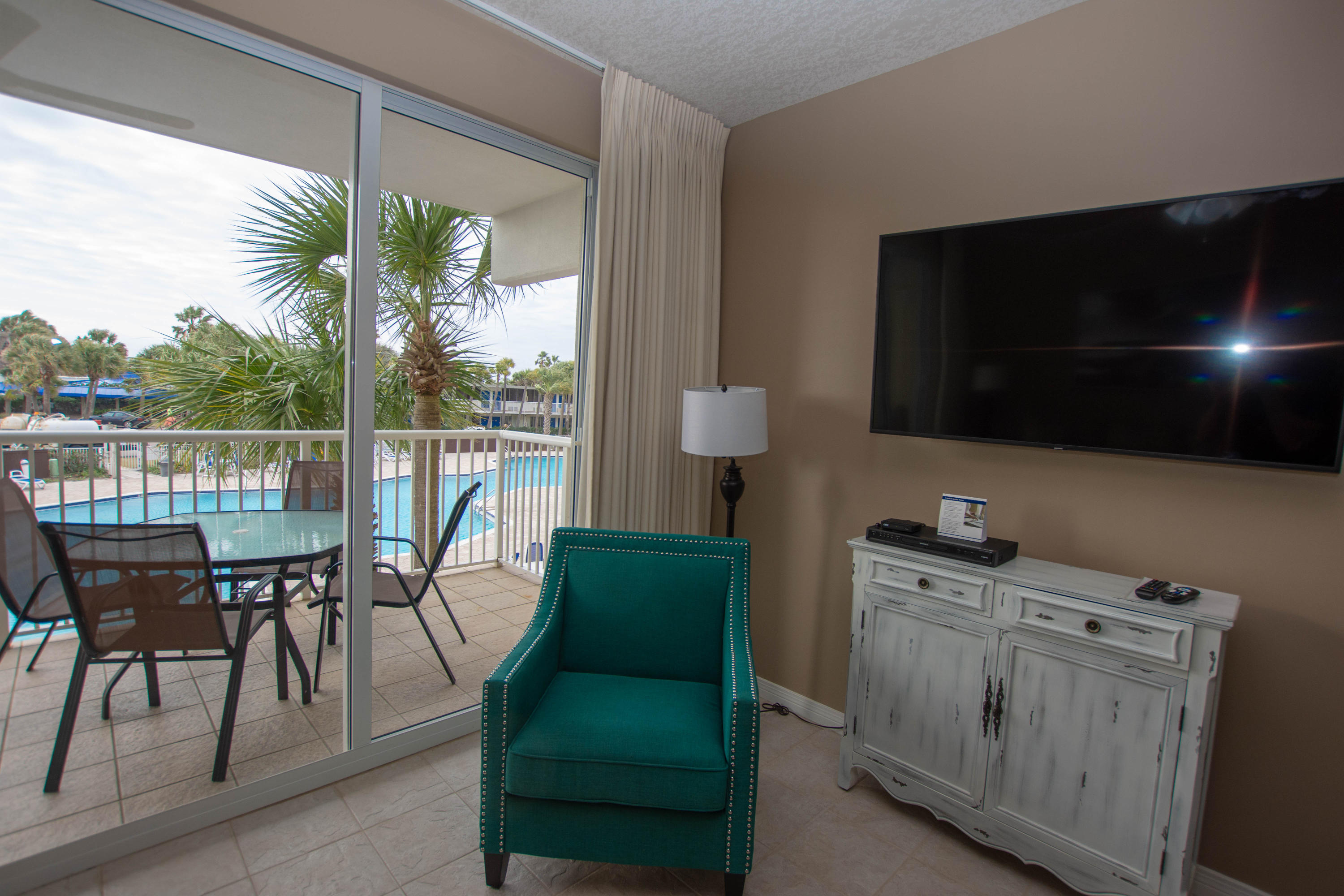 DESTIN WEST BEACH & BAY RESORT - Residential