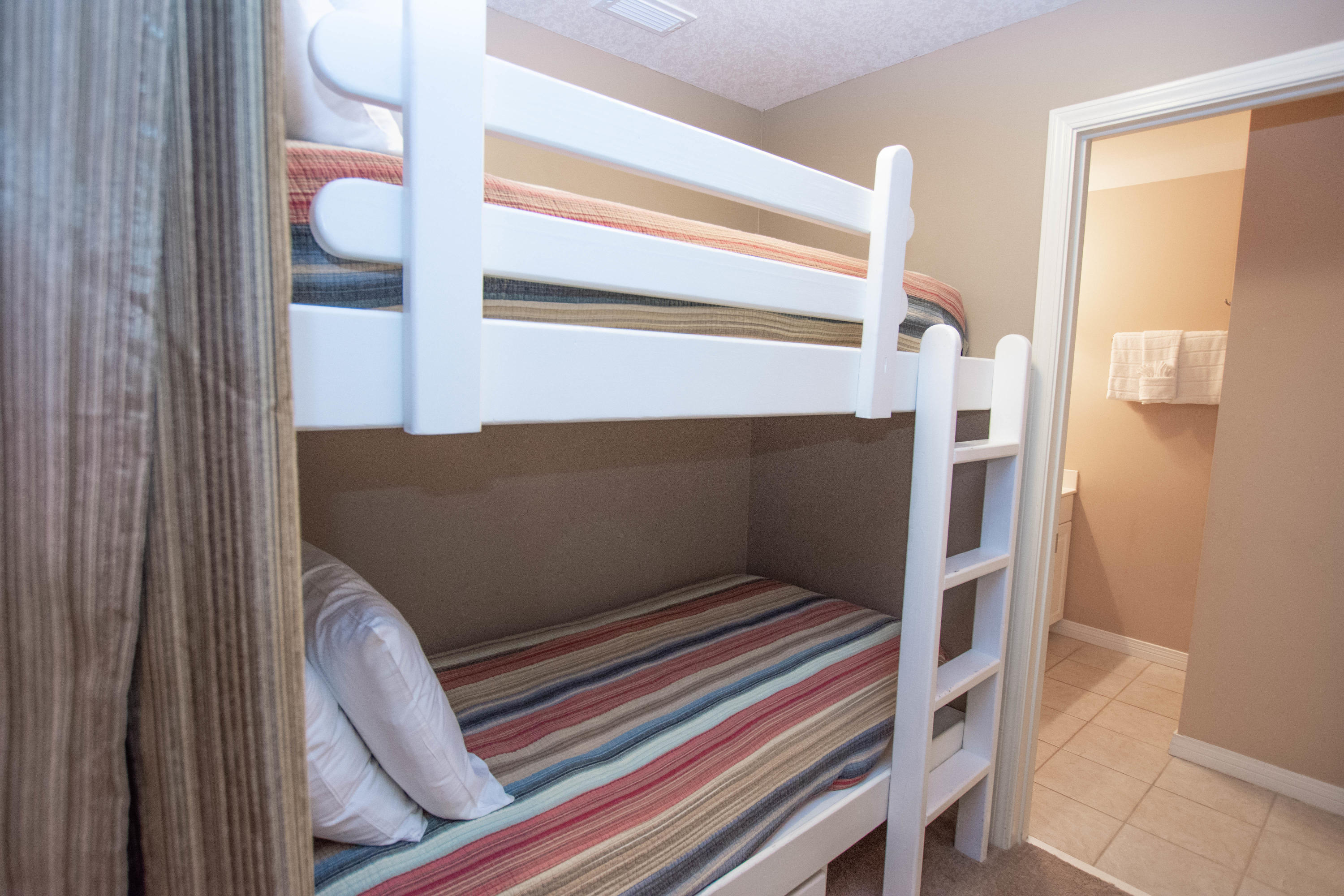 DESTIN WEST BEACH & BAY RESORT - Residential