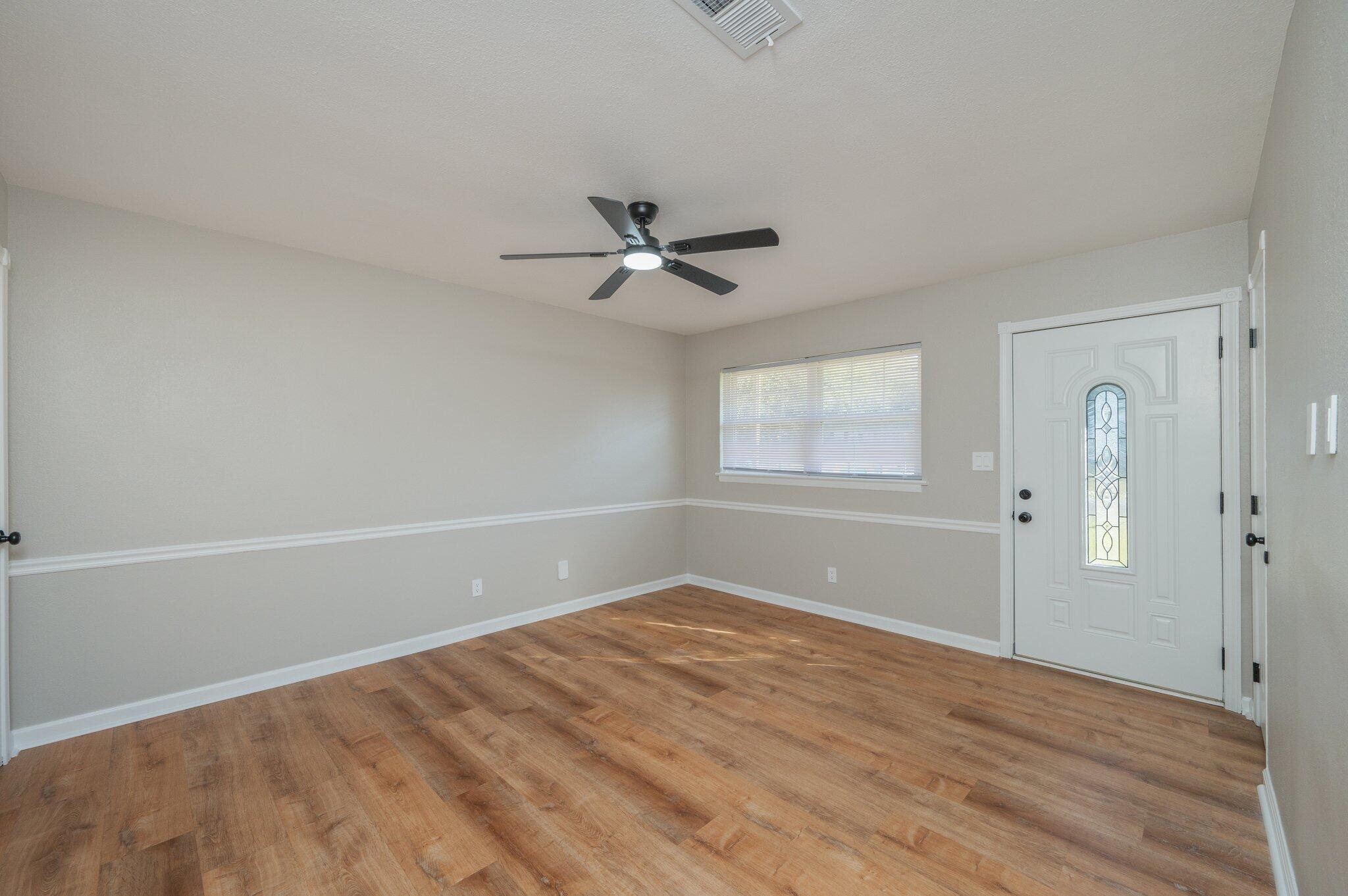 SPRINGDALE - Residential Lease