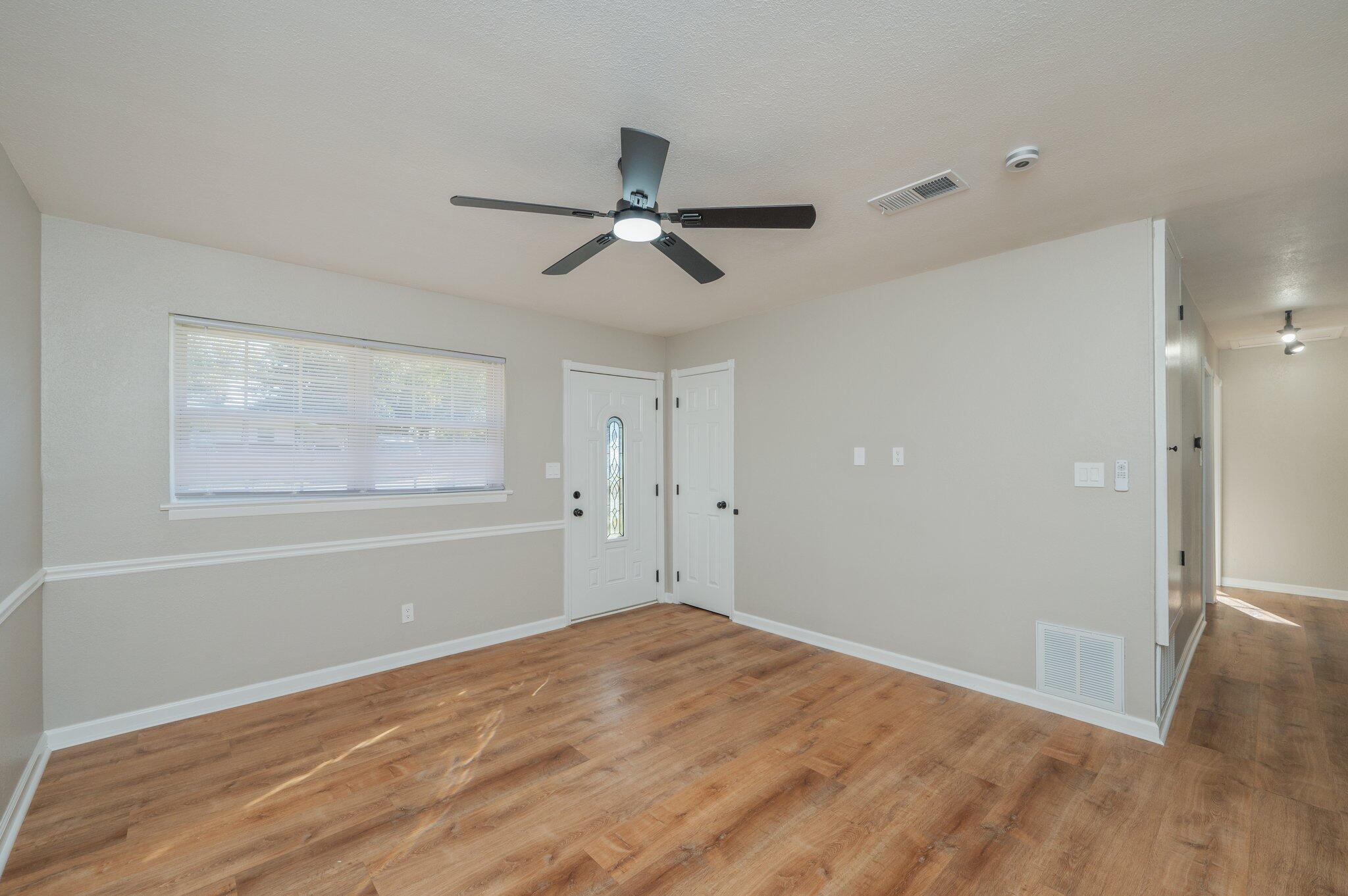 SPRINGDALE - Residential Lease