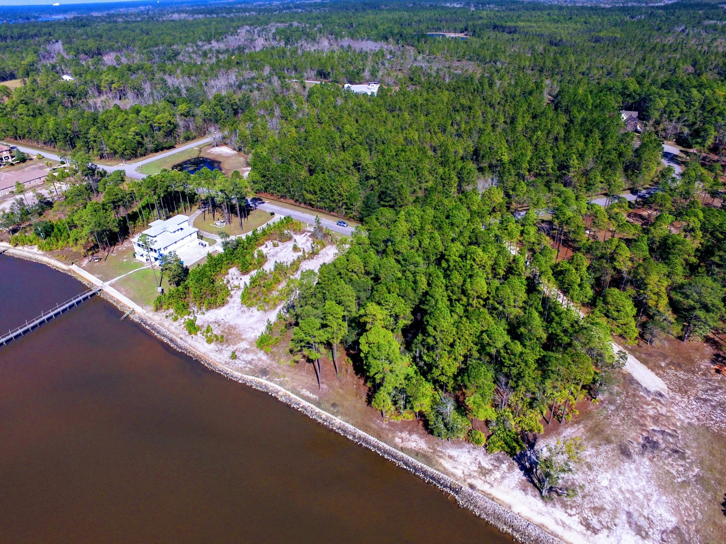 BAY HARBOUR - Land