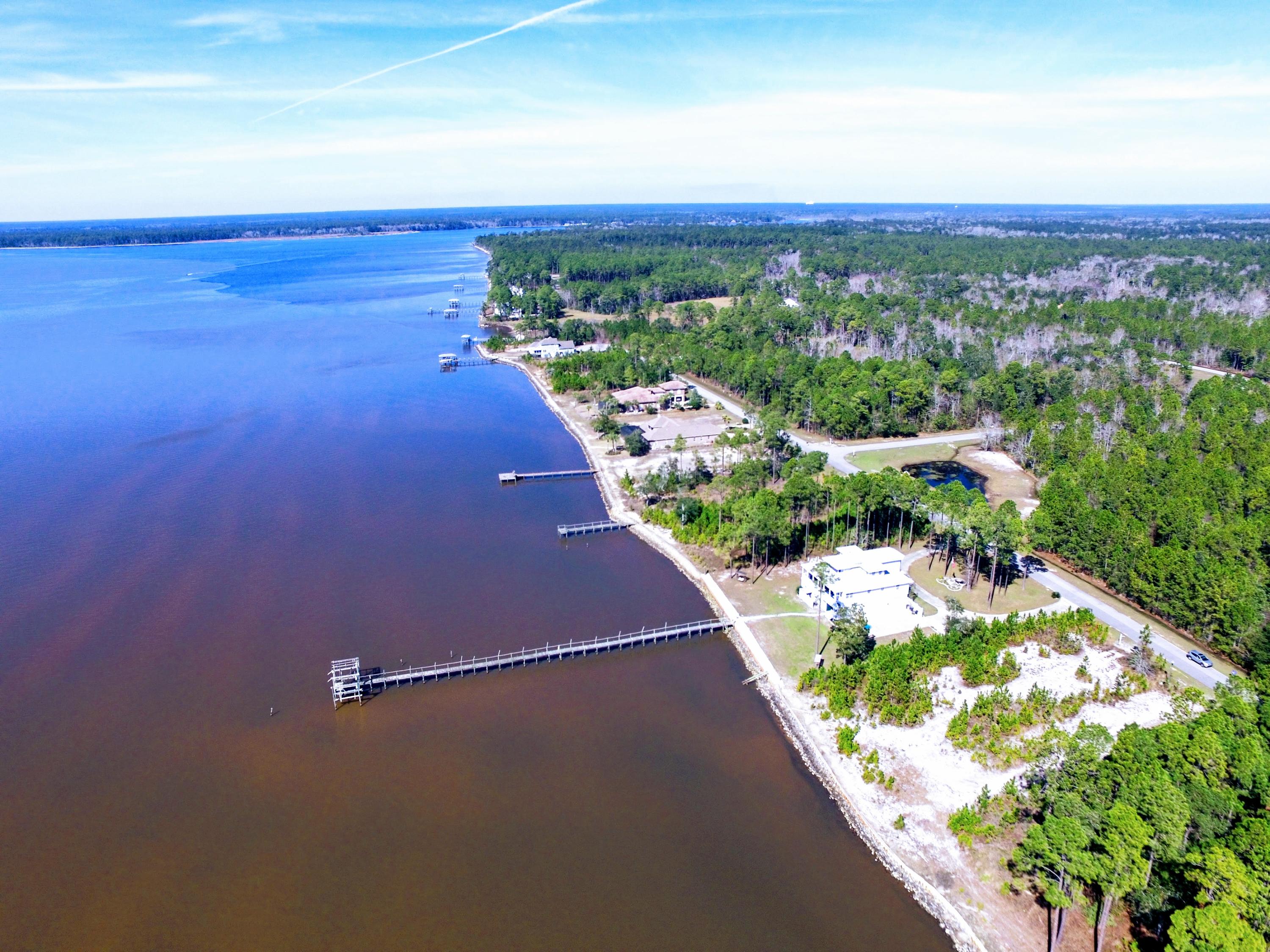 BAY HARBOUR - Land