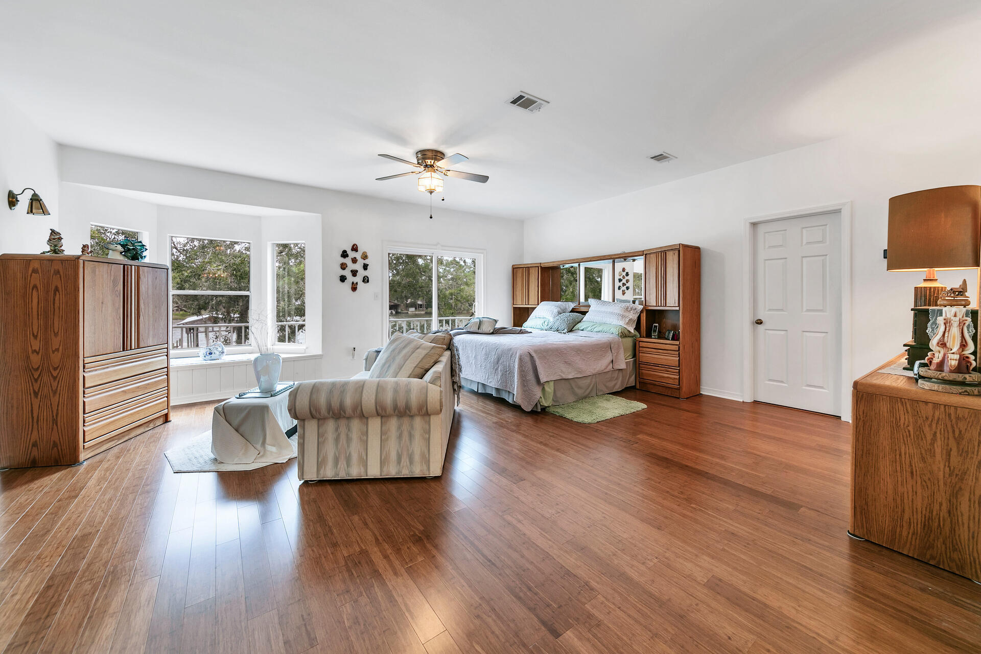WOODLAND BAYOU ESTATES - Residential