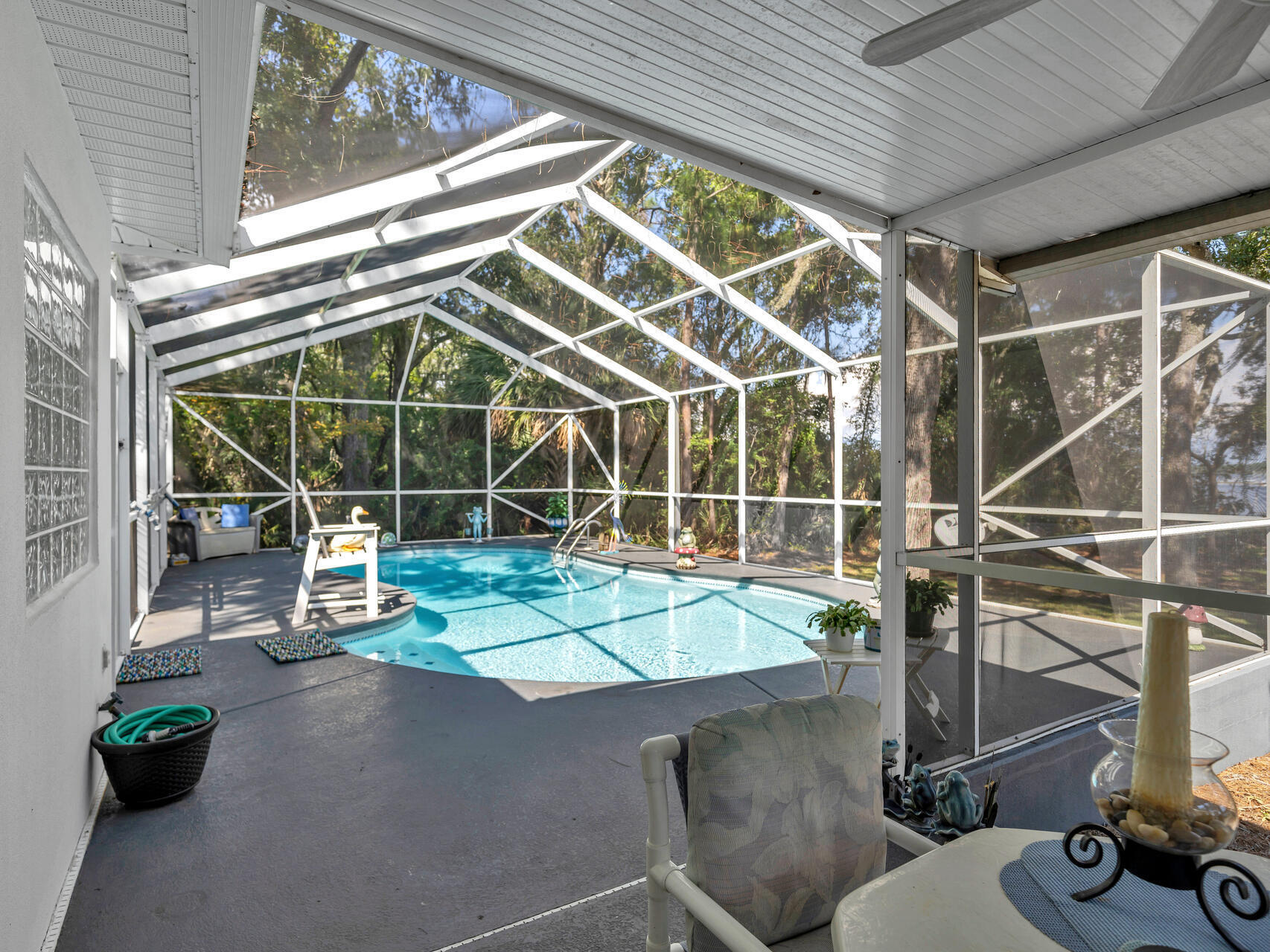 WOODLAND BAYOU ESTATES - Residential