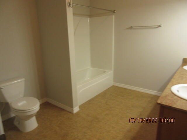 MERIDIAN SQUARE T/H - Residential Lease