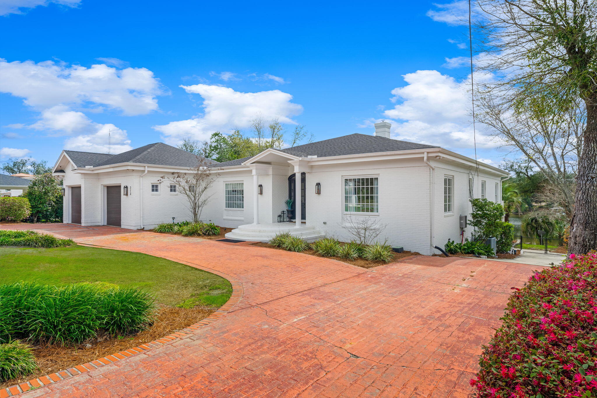 COVE TERRACE - Residential