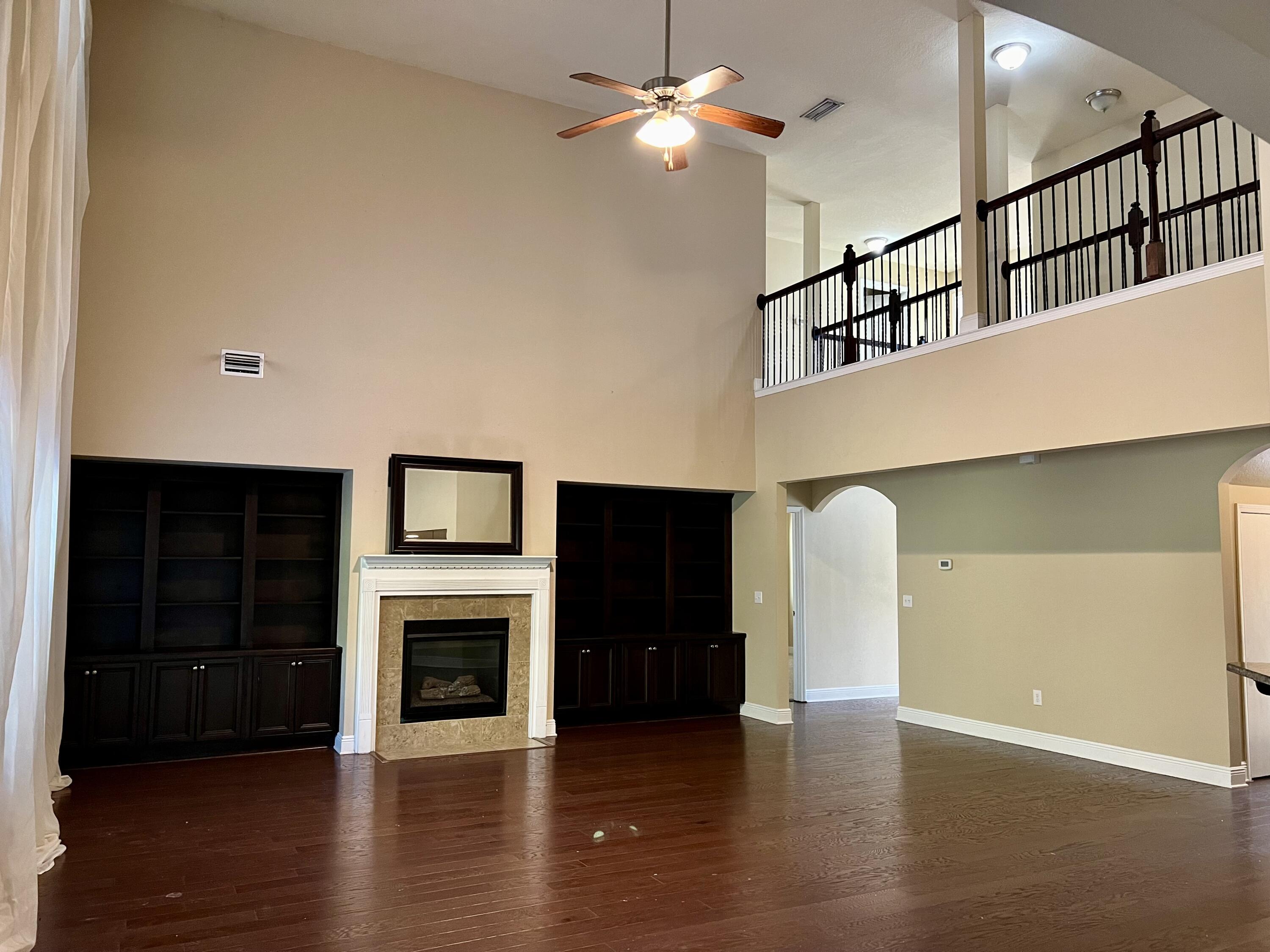 PASSAGES AT HAMMOCK BAY - Residential Lease