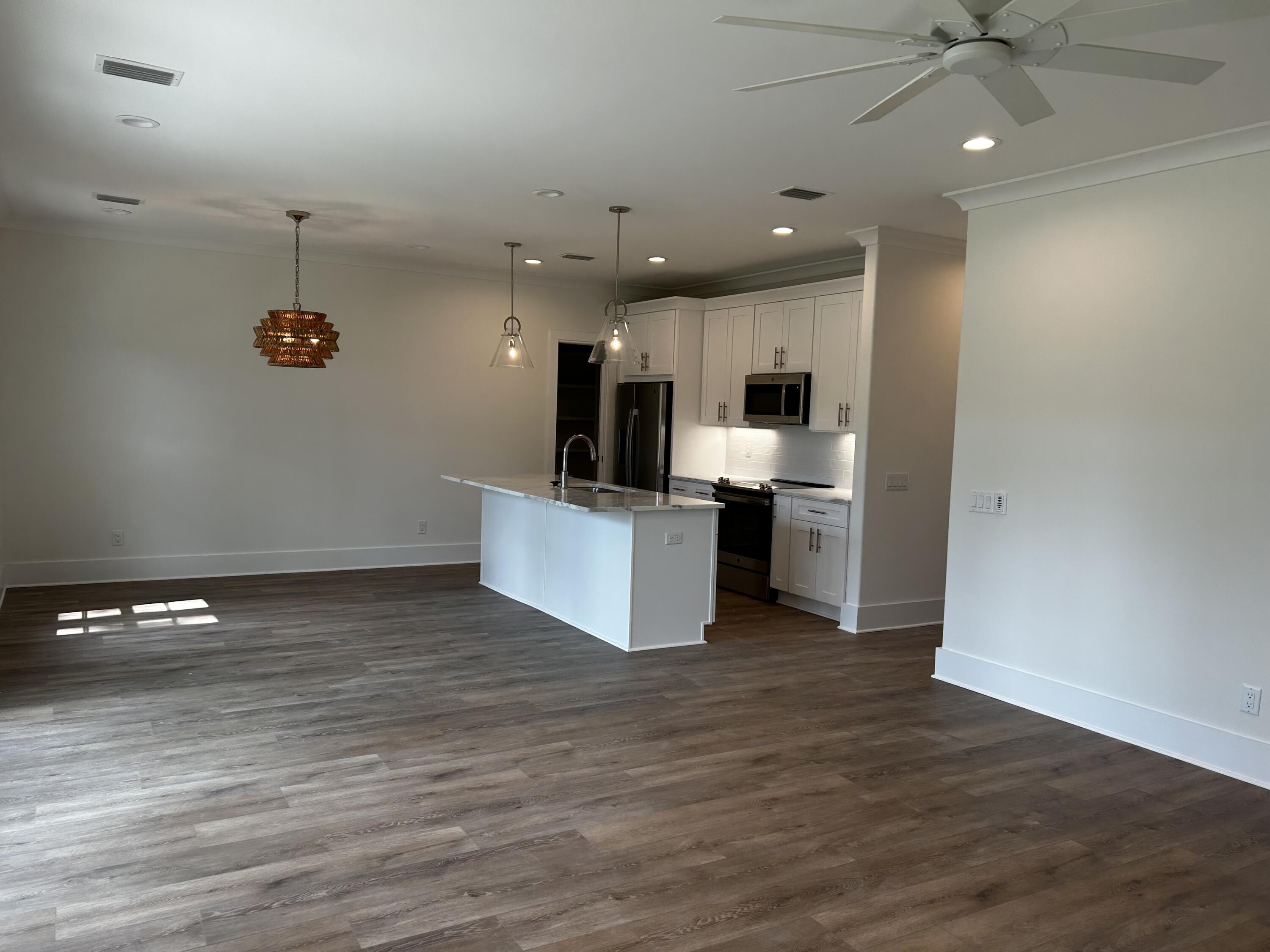 SUGAR SANDS ESTATES - Residential Lease